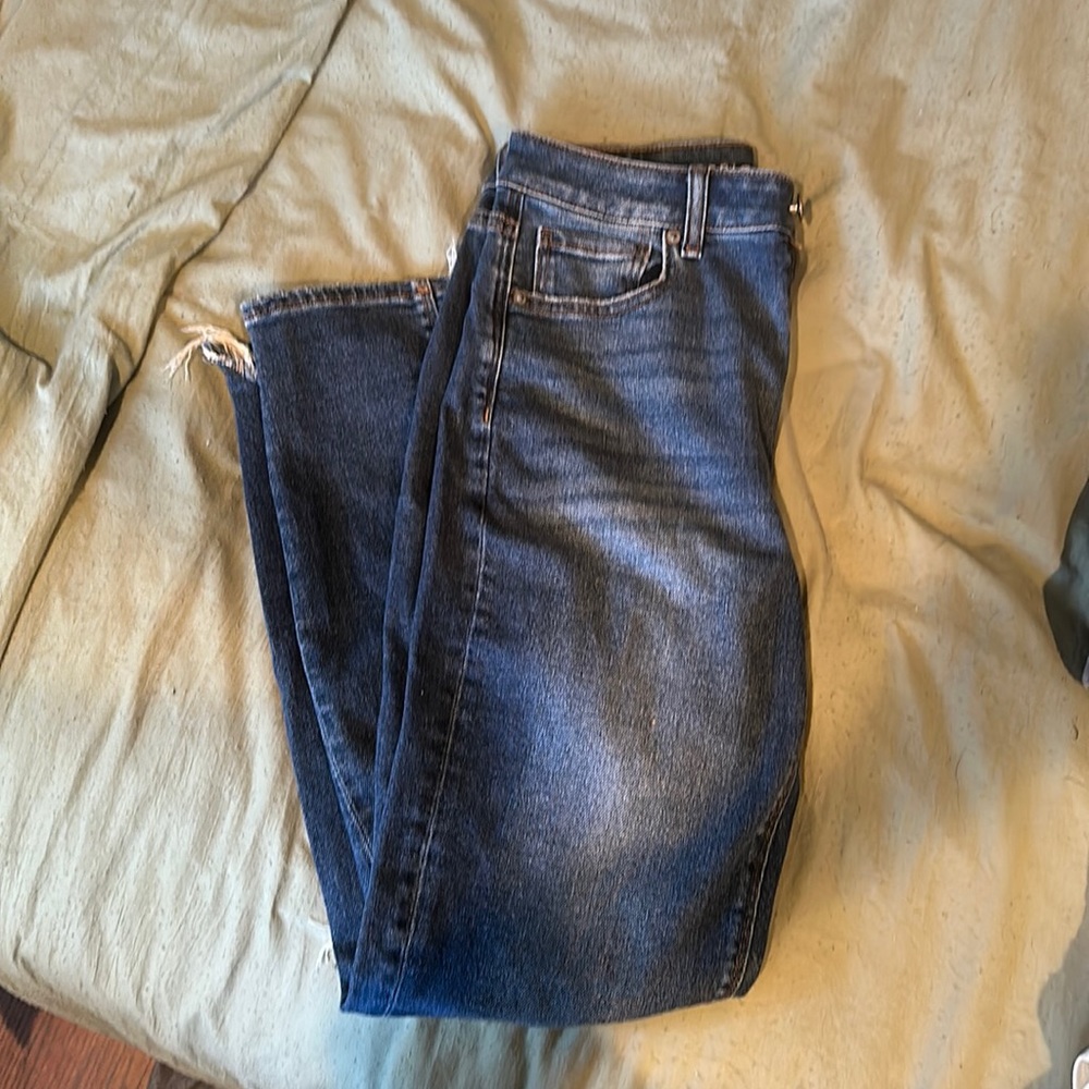 American Eagle Mom Jeans